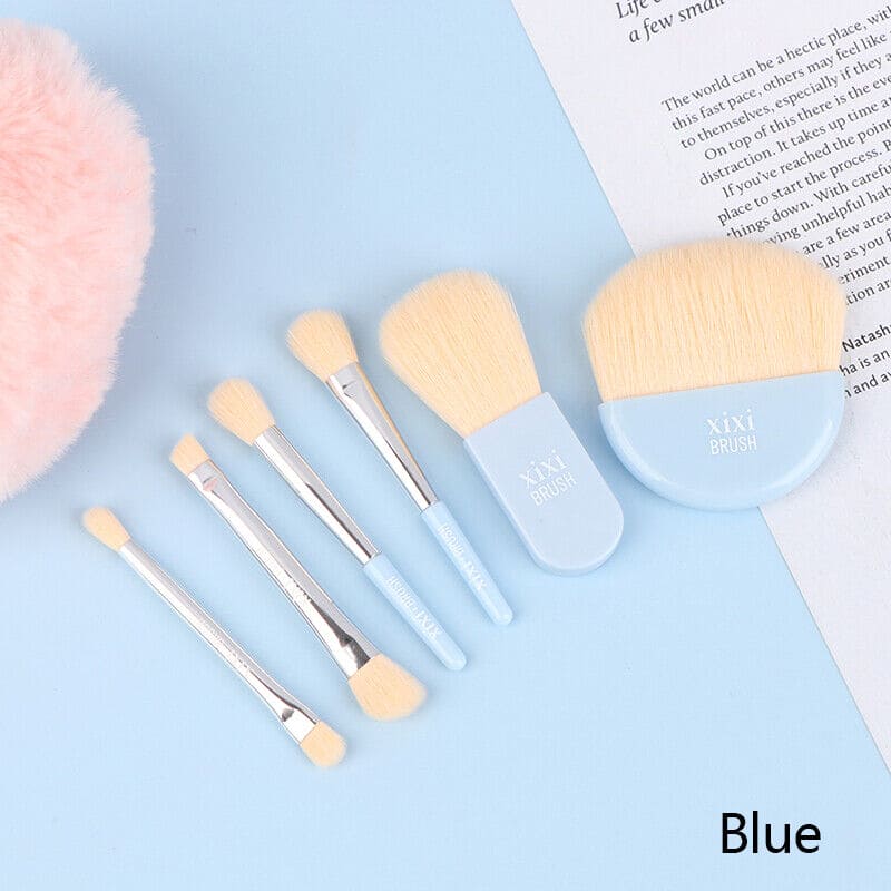 Set Of 4 Candy Makeup Brush Set, Portable Traveling Makeup Brush Set, Beauty Foundation Eye Shadow Tool Makeup Brush Set, Cosmetic Brushes Kit with PVC Case Set Of 4 Candy Makeup Brush Set, Portable Traveling Makeup Brush Set, Beauty Foundation Eye Shadow Tool Makeup Brush Set, Cosmetic Brushes Kit with PVC Case
